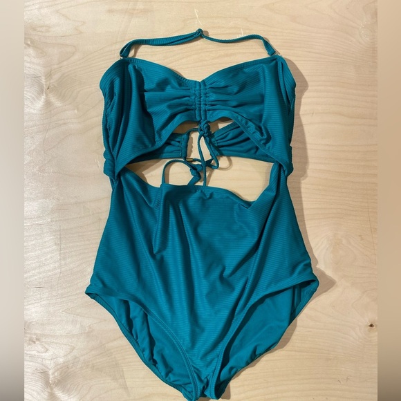 Time and Tru One Piece Swimsuit 3X (24W-26W) Green (IO) - Picture 5 of 16
